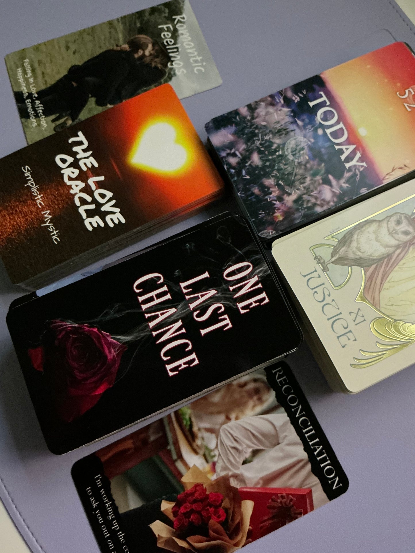๐ LOVE & CONNECTIONS โ Love Readings
